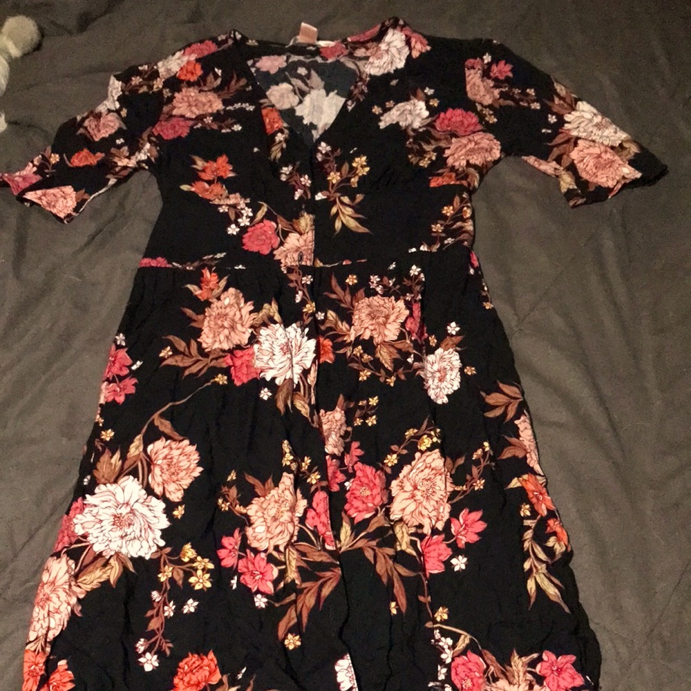 A floral print dress like new